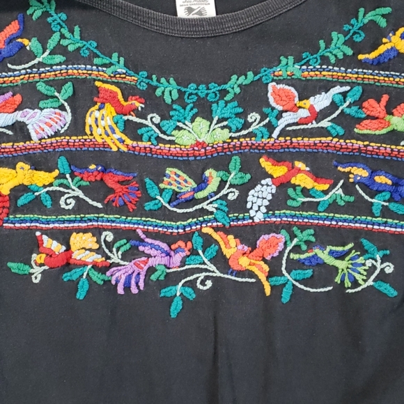 Vintage embroidered top bell sleeve - Picture 2 of 5